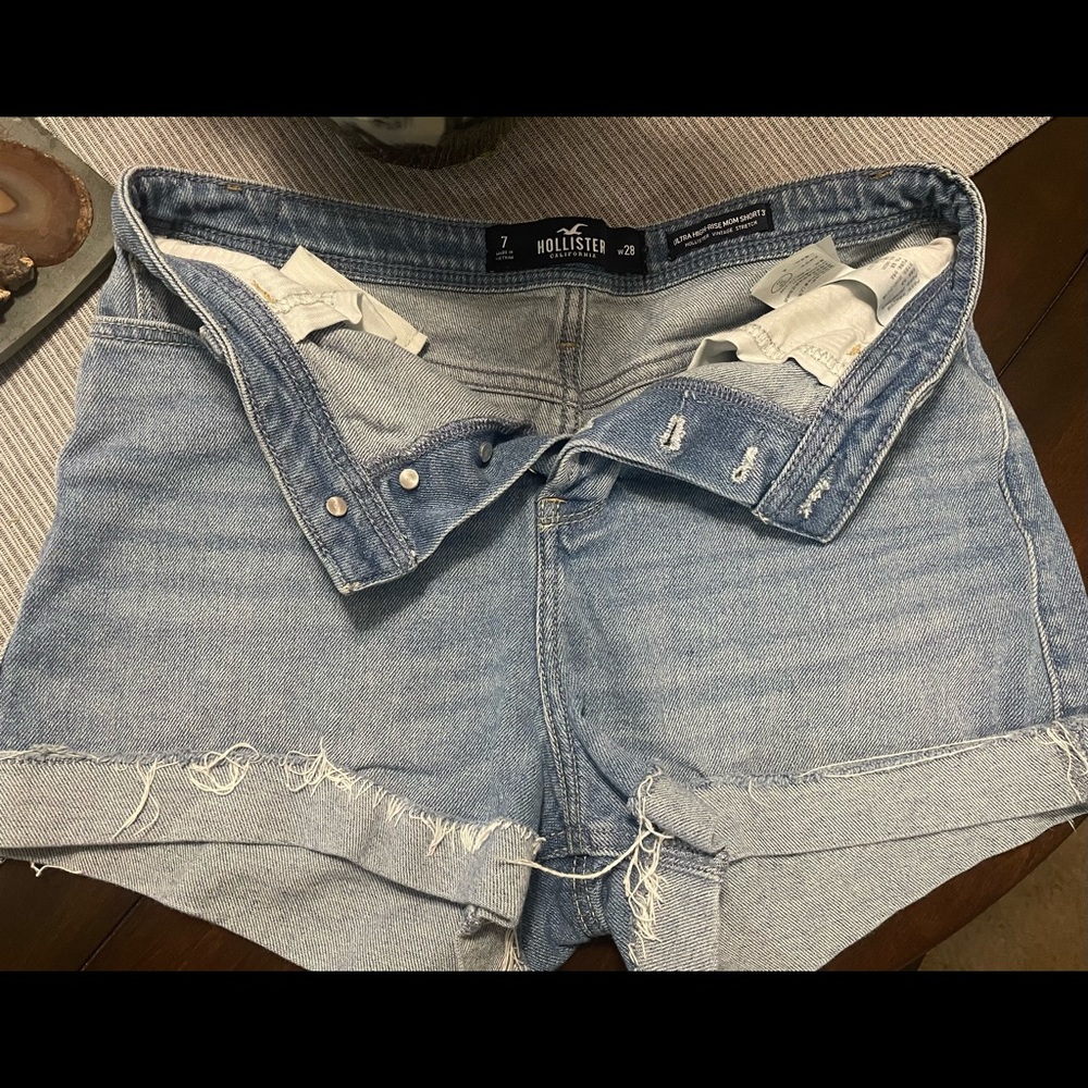 Hollister Shorts Size 7